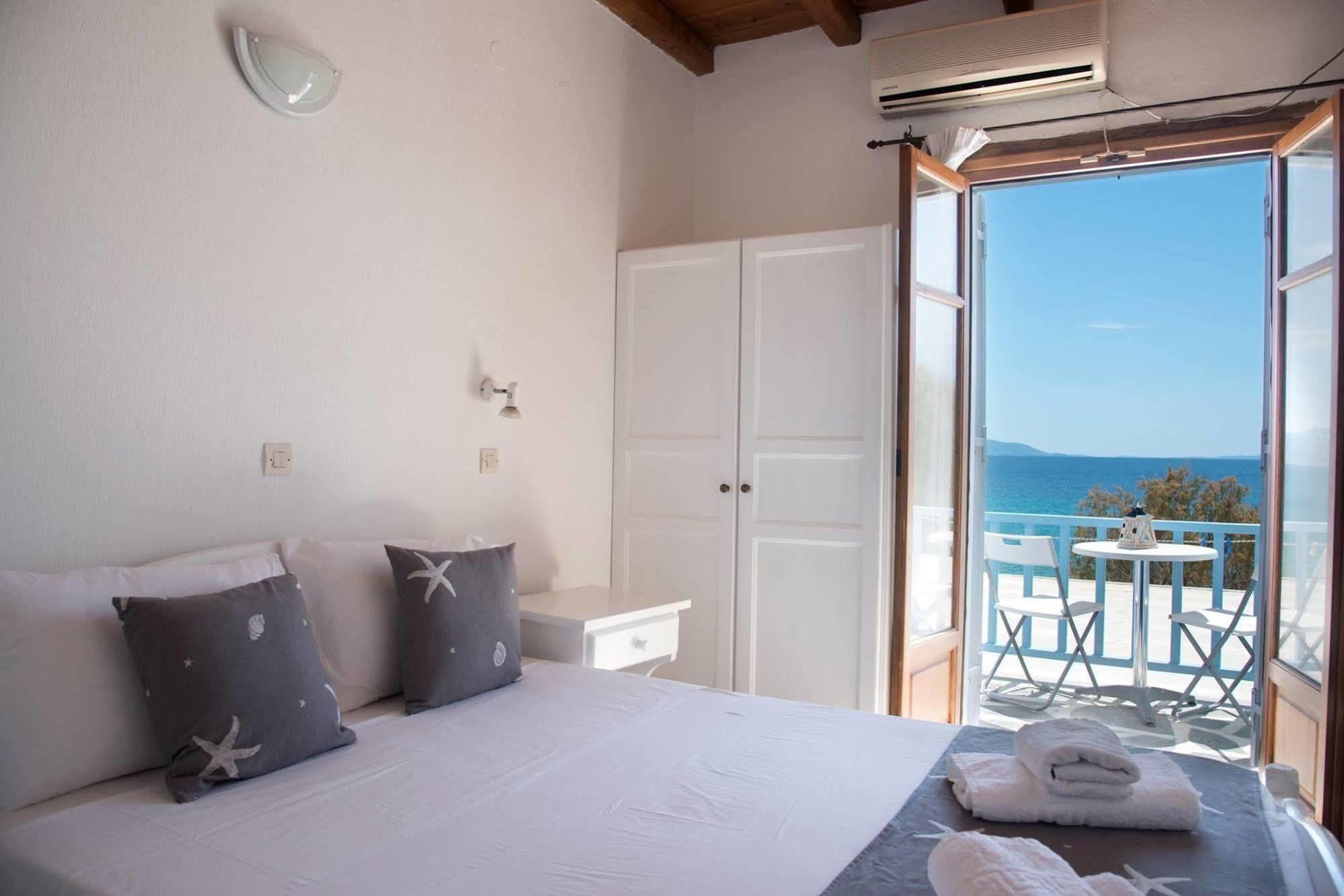 Fisilanis Beachfront Hotel Logaras Exterior foto
